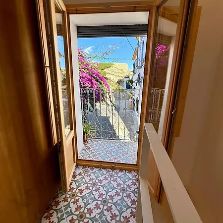 Casa Kai - Torre De Bellaguarda بيت للعطل ألتيا